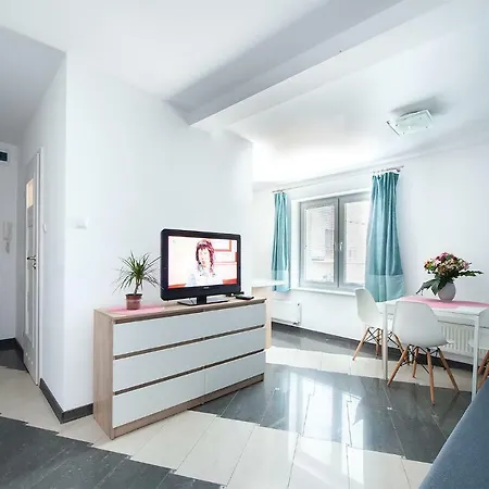 Port-lodz By Pinpoint Lägenhet