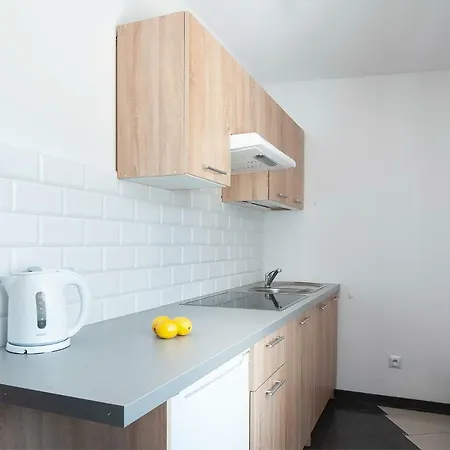 Port-lodz By Pinpoint Apartment