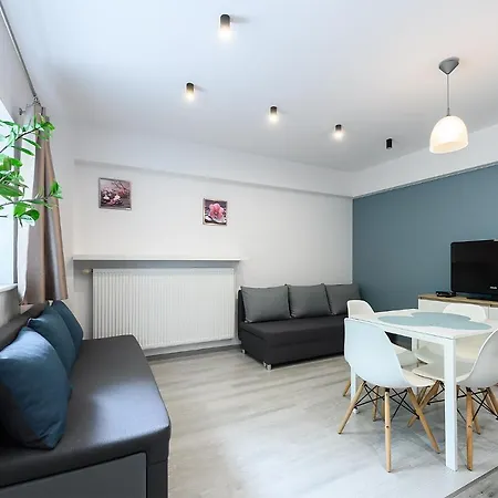 Port-lodz By Pinpoint לודז'