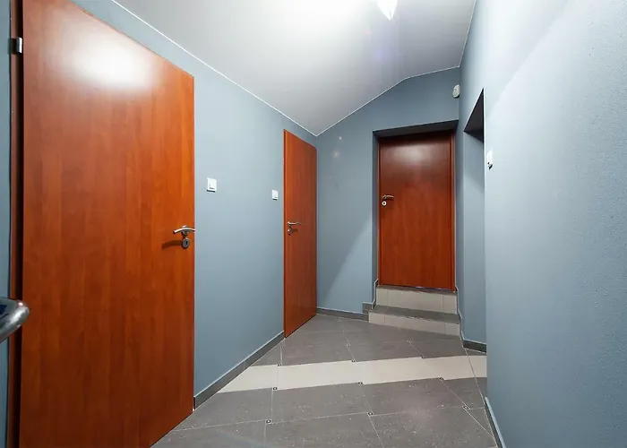 Port-lodz By Pinpoint * לודז'