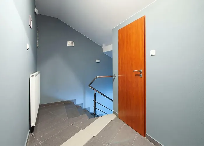 Port-lodz By Pinpoint לודז'